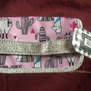 Llama Cosmetic Bag NWT approx 7" x 4" No Drama Llama